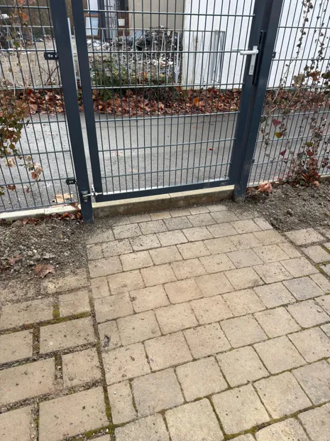 Eingangsbereich · Späterer Arbeitsstand